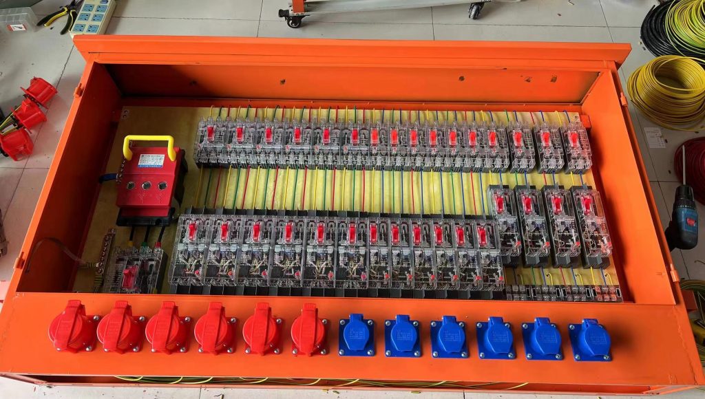 施工現(xiàn)場臨時(shí)用電配電箱，施工現(xiàn)場臨時(shí)用電配電箱，工地一、二、三級(jí)臨時(shí)配電箱